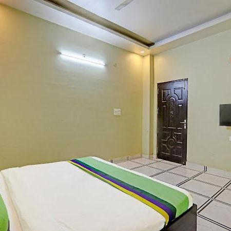 Expo View Residency Hotel Grander Noida Exterior foto